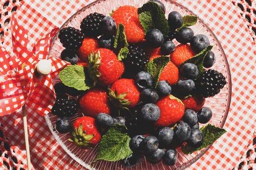 Do or Diet, eat fruit, healthy bright