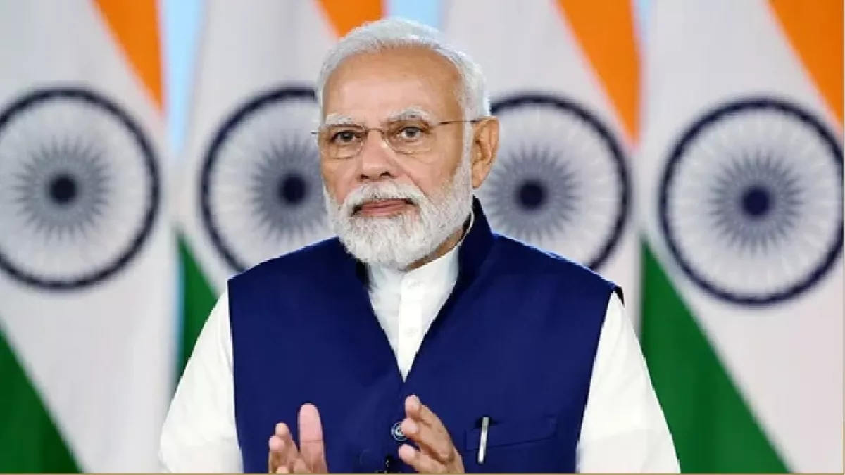 मोदी सरकार की उपलब्धियां और कमियां के बारें में बताइये