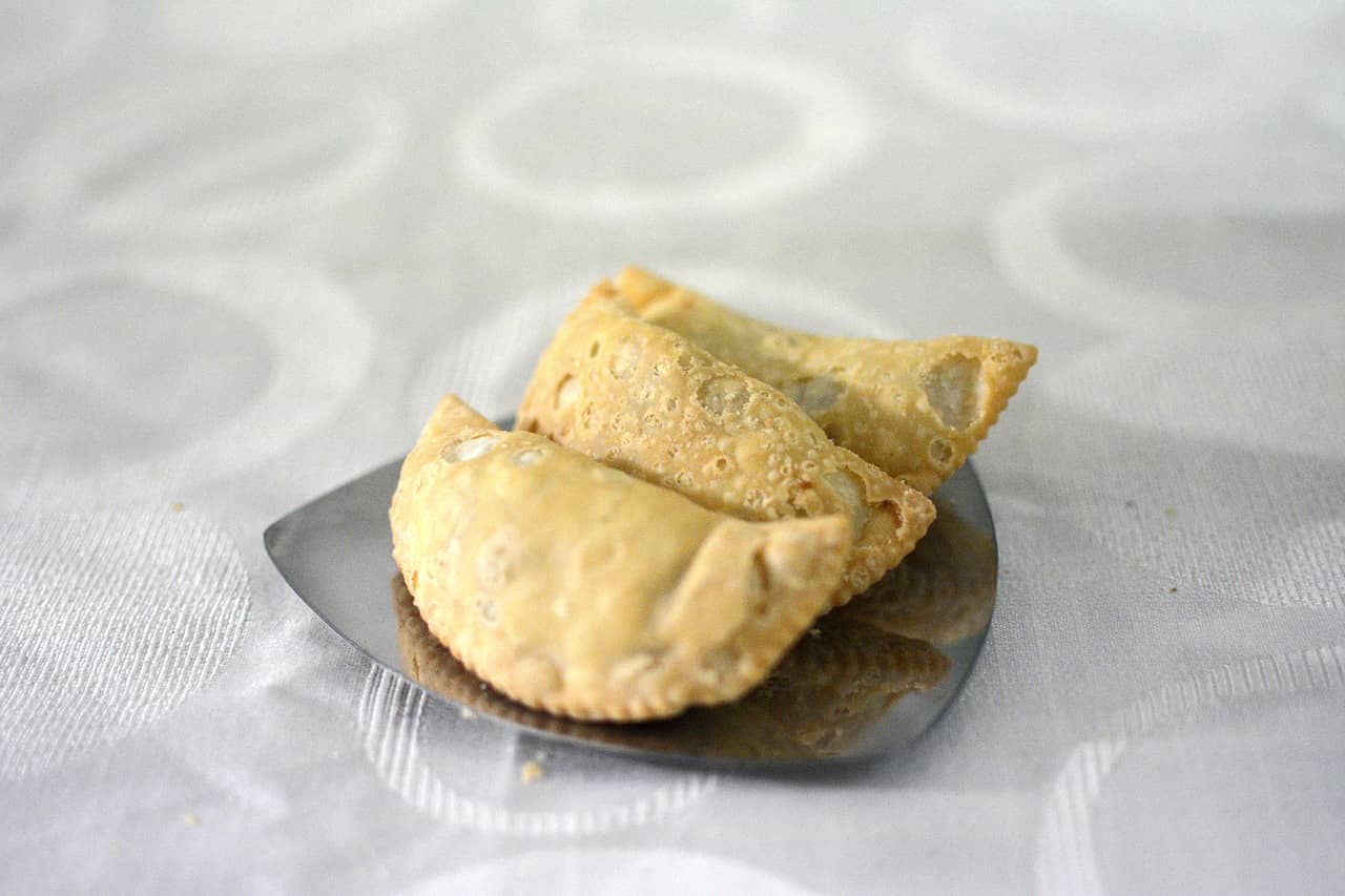 Gujiya