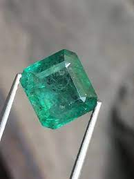 Green Lab Certified Natural Emerald Panna Gemstone, Carat: 2 To 20 Carat at  Rs 30000/carat in Delhi
