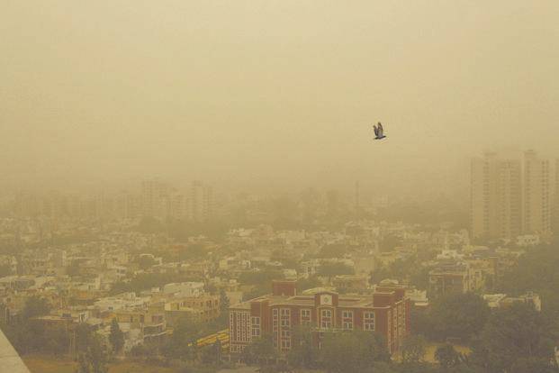  struggle with high air pollution