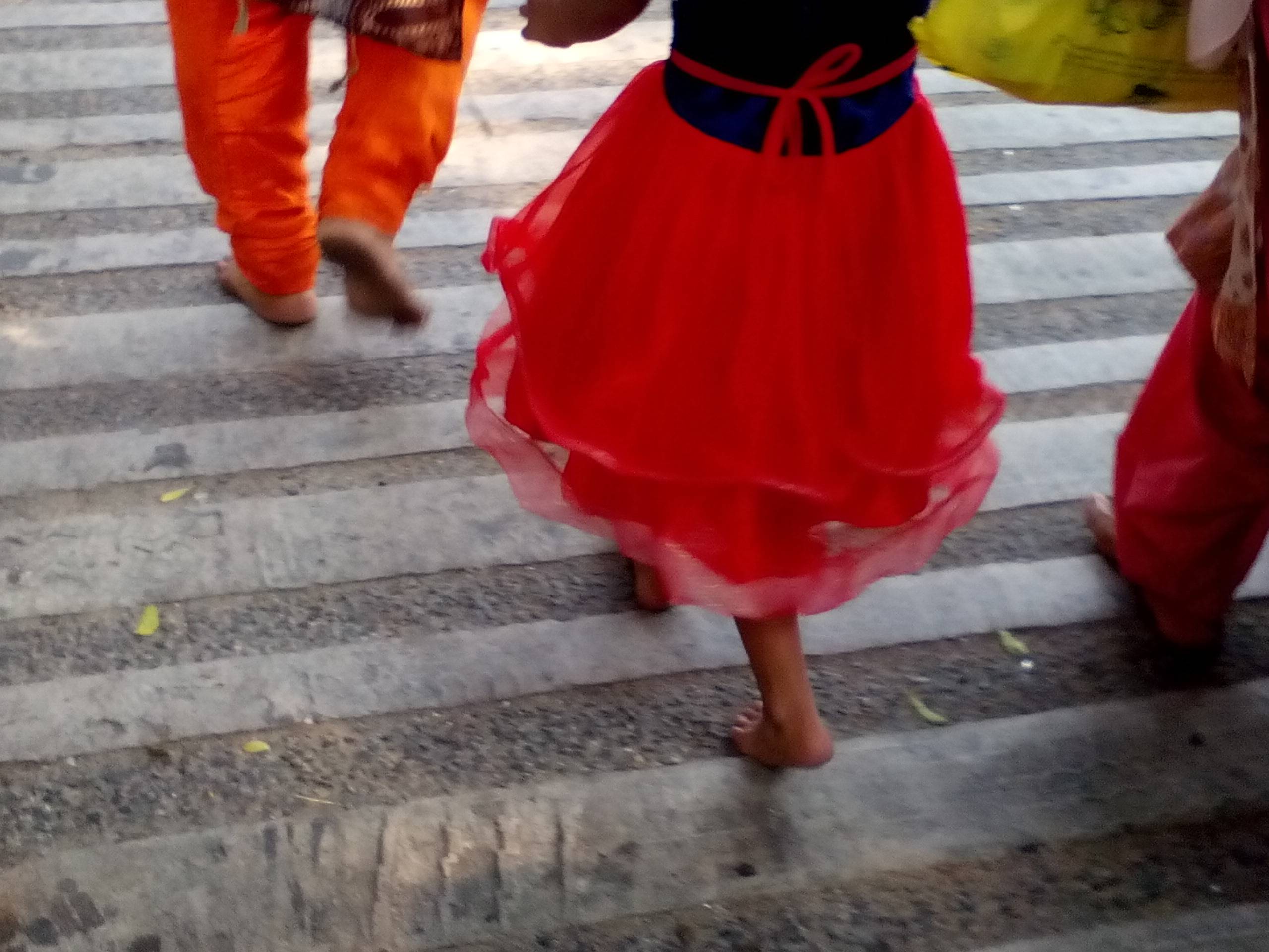 Walking barefoot from the Gurudwara to Jantar Mantar