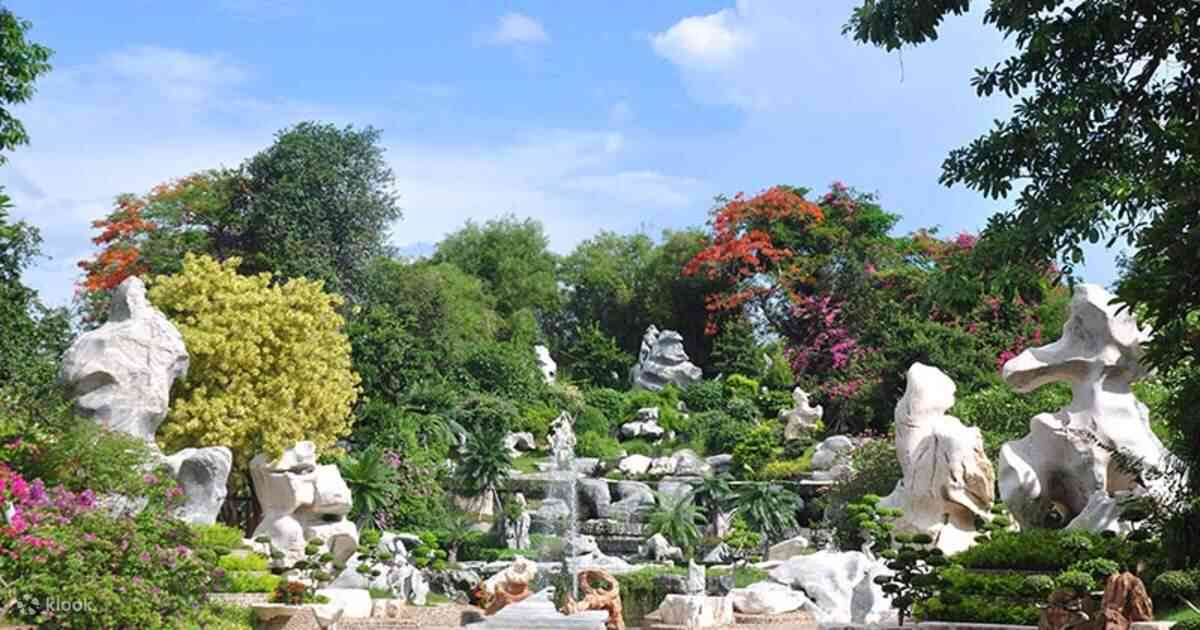 What are the top attractions in Pattaya?