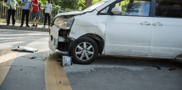 The Essential Checklist for Dealing with an Auto Accident