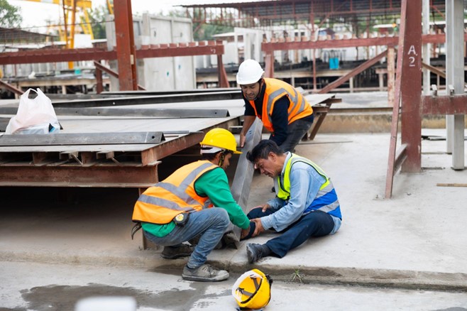 What New York Construction Workers Often Miss After an Accident?